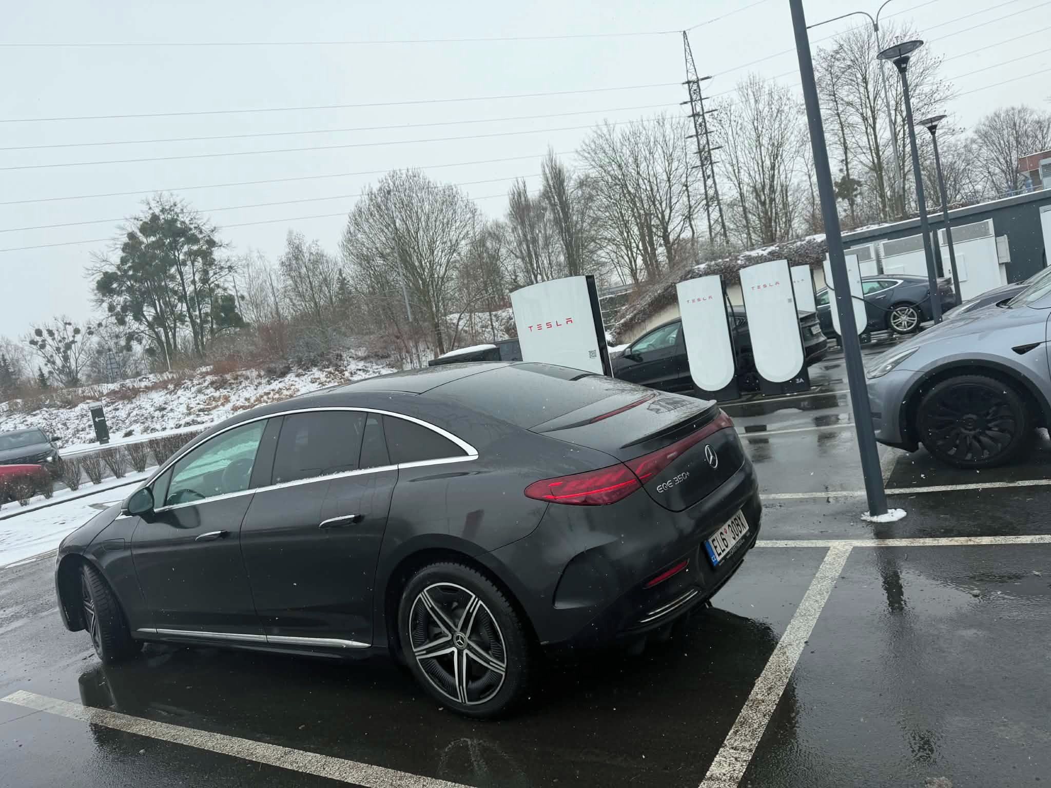 Mercedes-Benz EQE, 350+ AMG Premium+, Burm., Pano - fotka 3