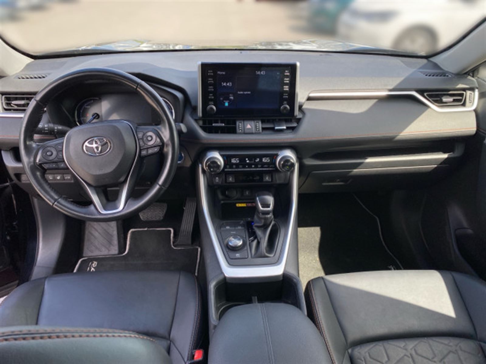 Toyota Rav4, 2.5 Hybrid e-CVT 4WD AT - fotka 3
