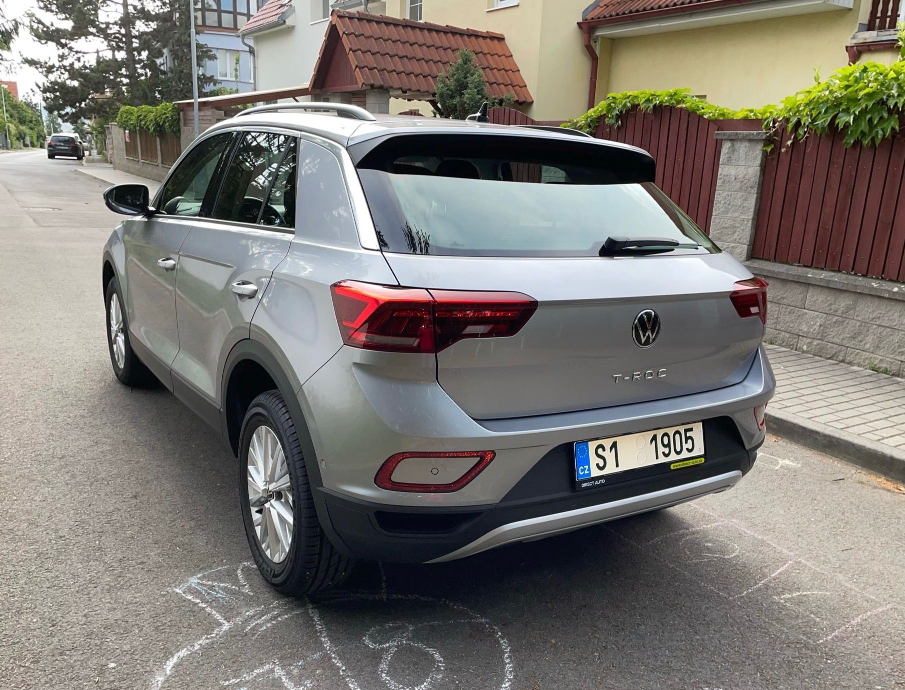 Volkswagen T-Roc, 1,0 Tsi 81 kW, perfektní,1.maj - fotka 4
