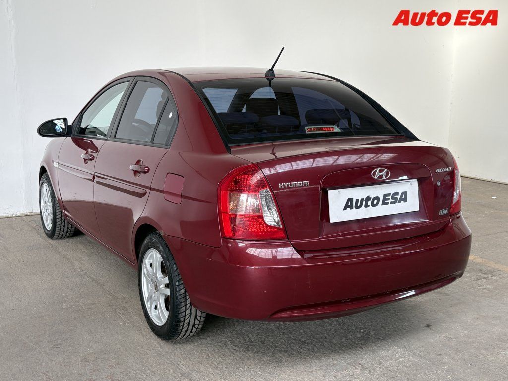 Hyundai Accent, 1.5CRDi - fotka 6