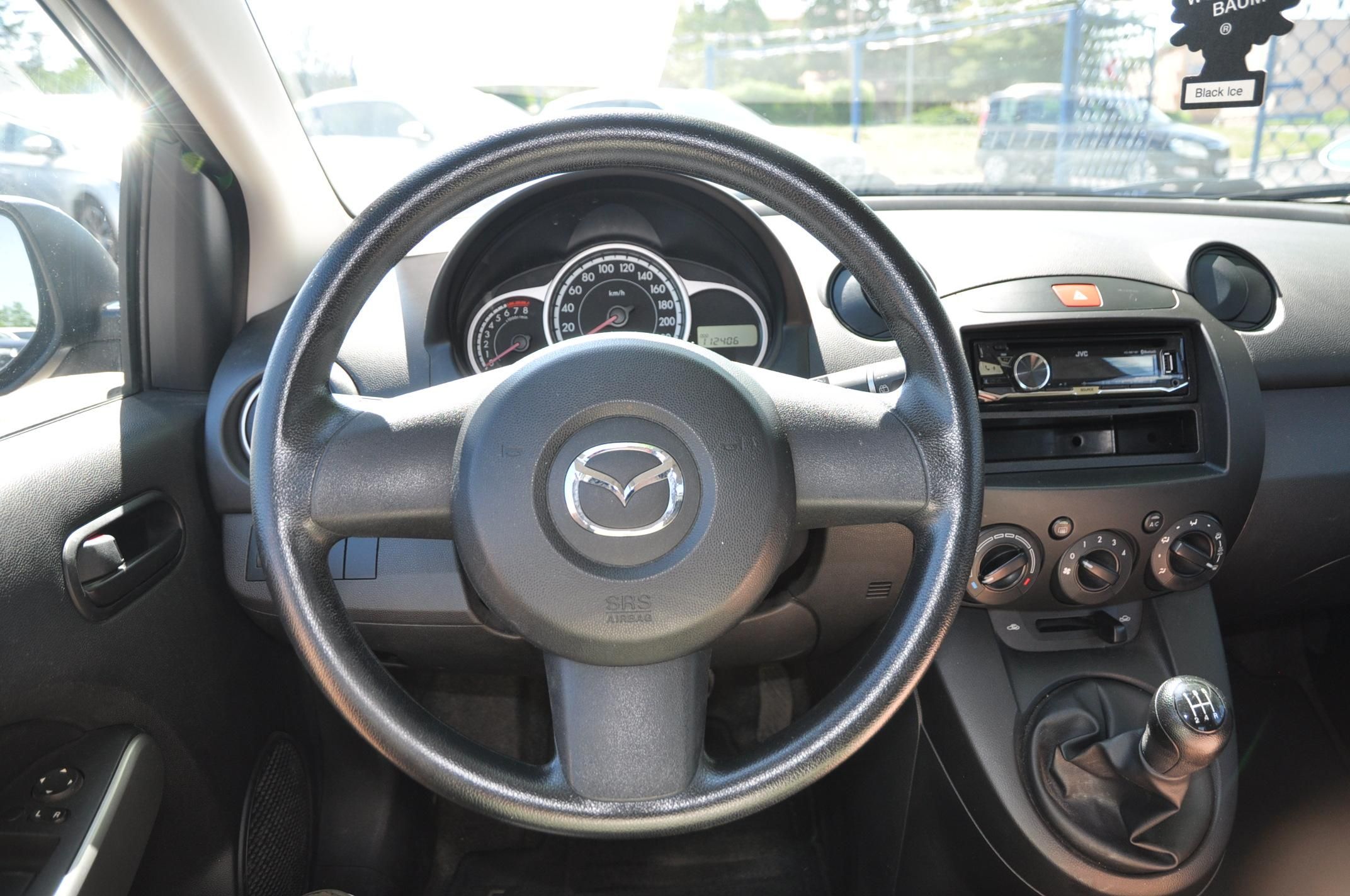 Mazda 2, 1.3i 55kW 3dv. KLIMA - fotka 6