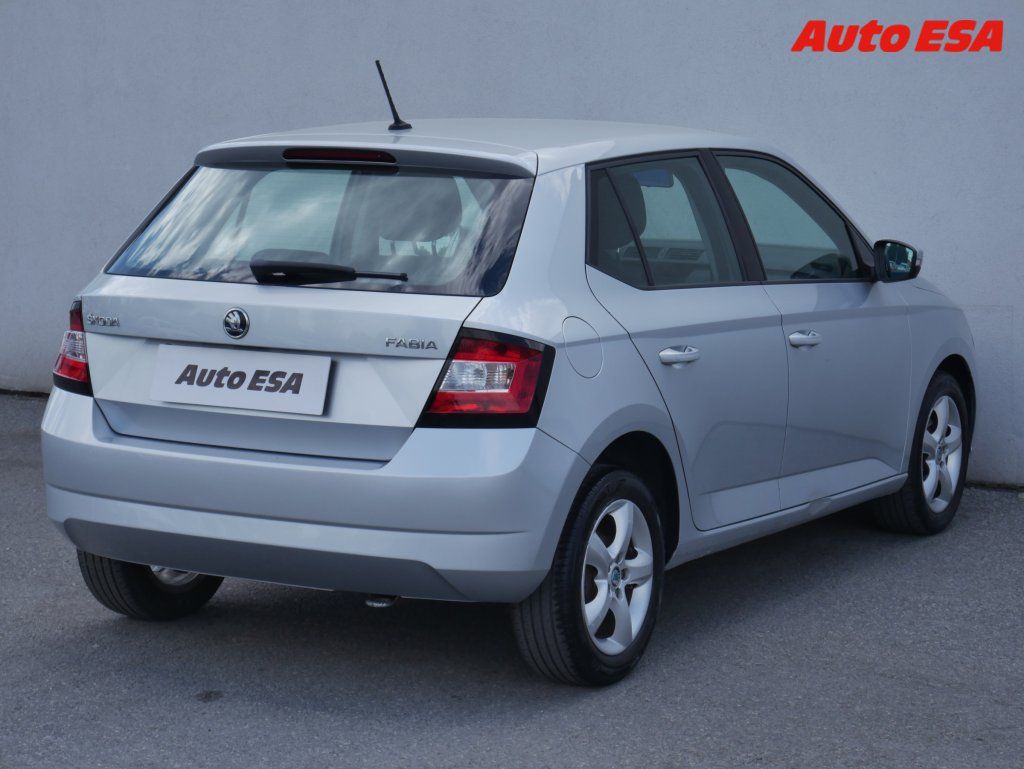 Škoda Fabia, 1.0,ČR,Trumf,STK5/28 - fotka 4