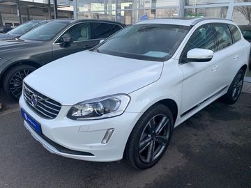 Volvo XC60 D5 Summum (2017)