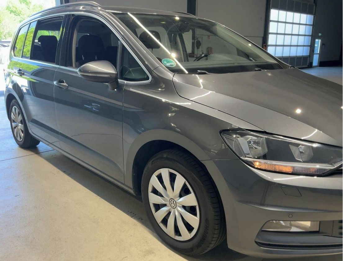 Volkswagen Touran, 1.4Tsi 110KW 7-MÍST BUFÍKtažné