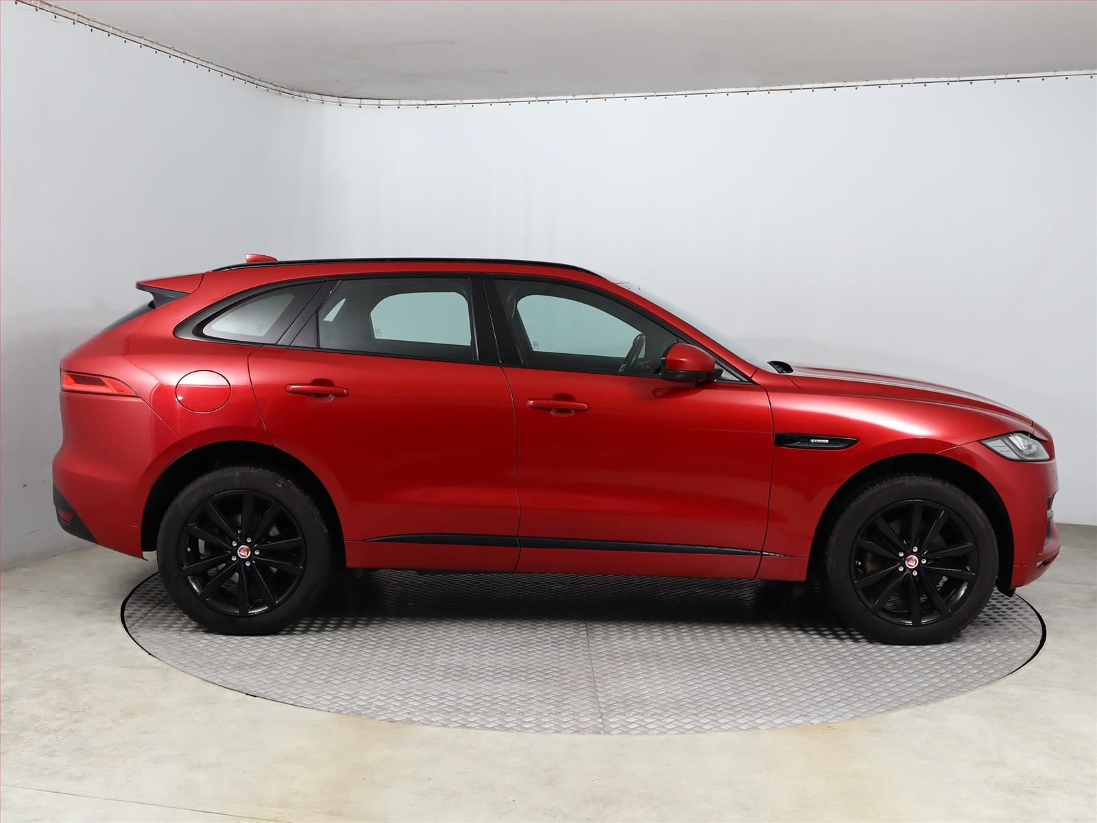 Jaguar F-Pace, 20d AWD, 4X4, Automat - fotka 6