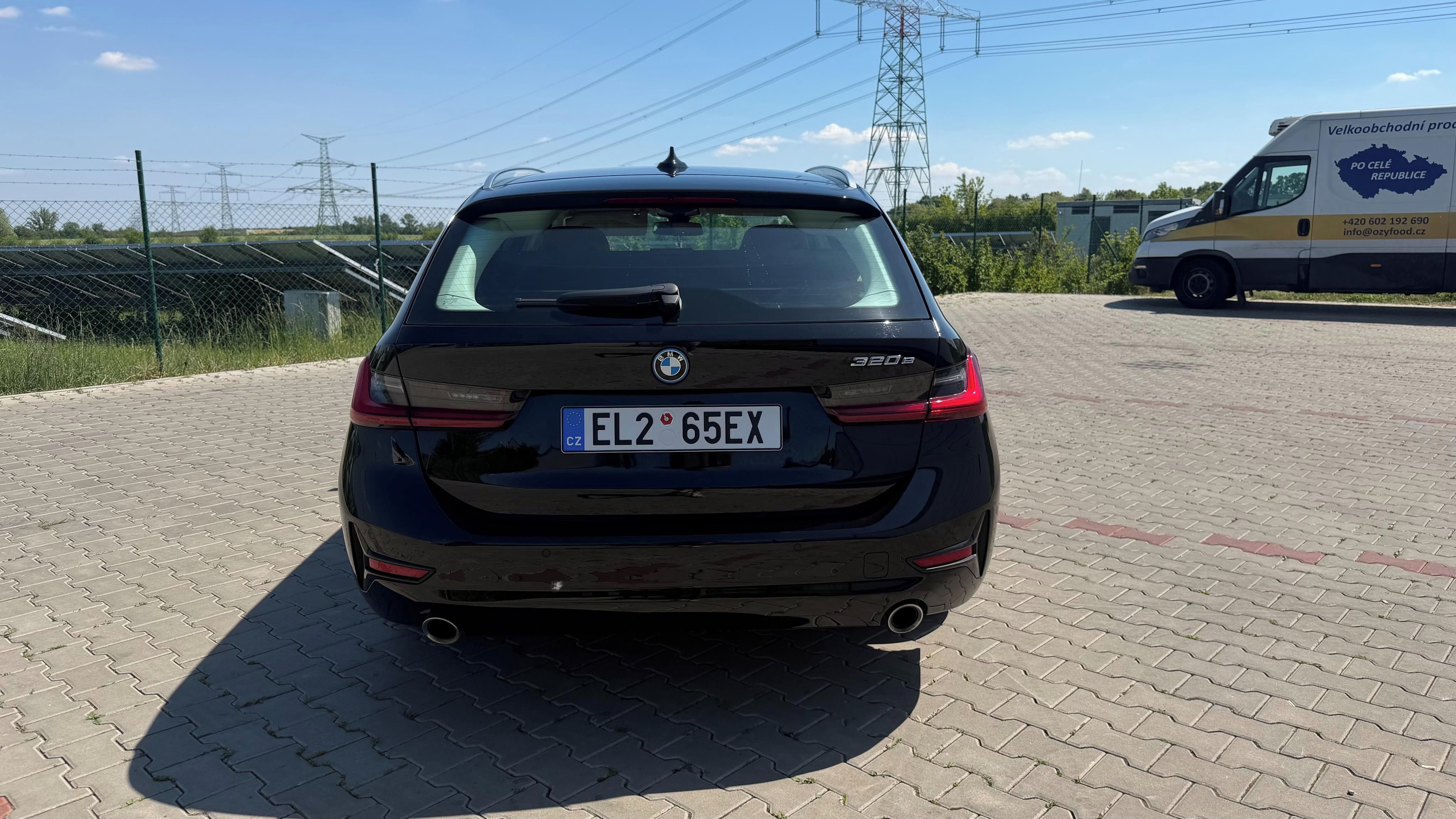 BMW Řada 3, 320e Hybrid, DPH - fotka 5