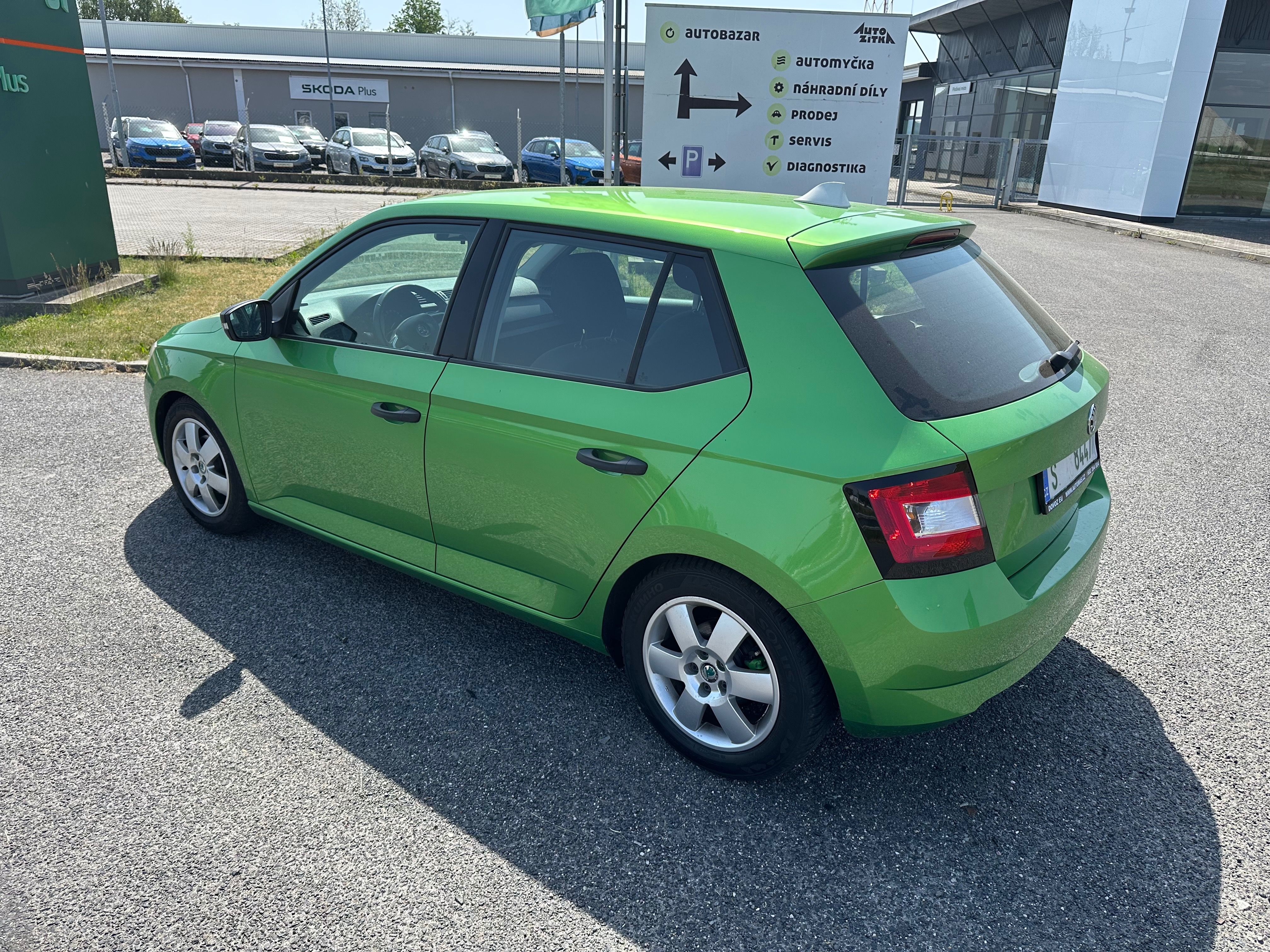 Škoda Fabia, 1.2TSI-66KW-SPORTOVNI VZHLED - fotka 4