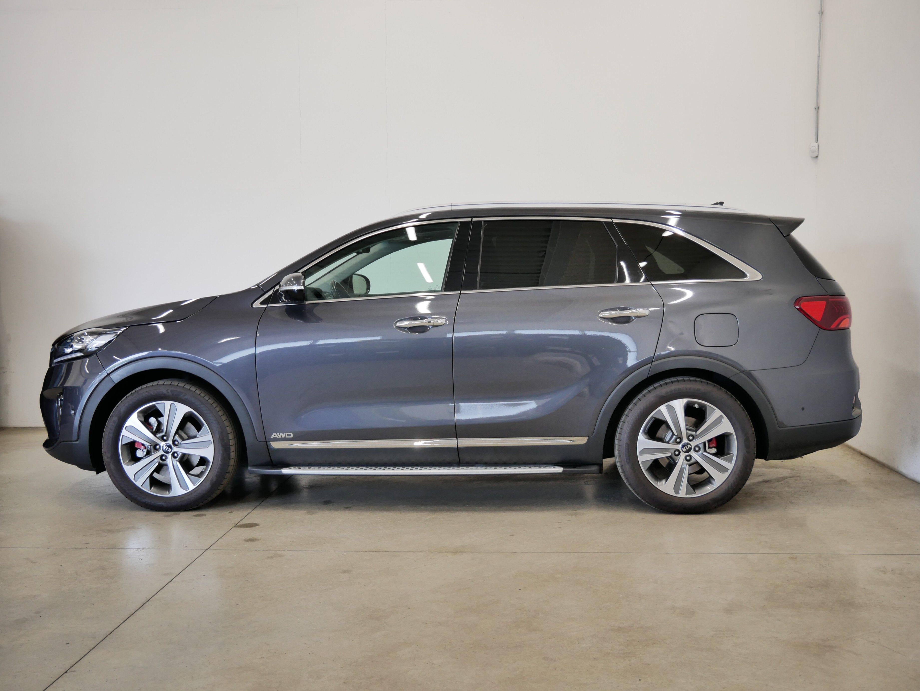 Kia Sorento, 2.2 CRDi 147 kW 4WD GT-Line - fotka 3