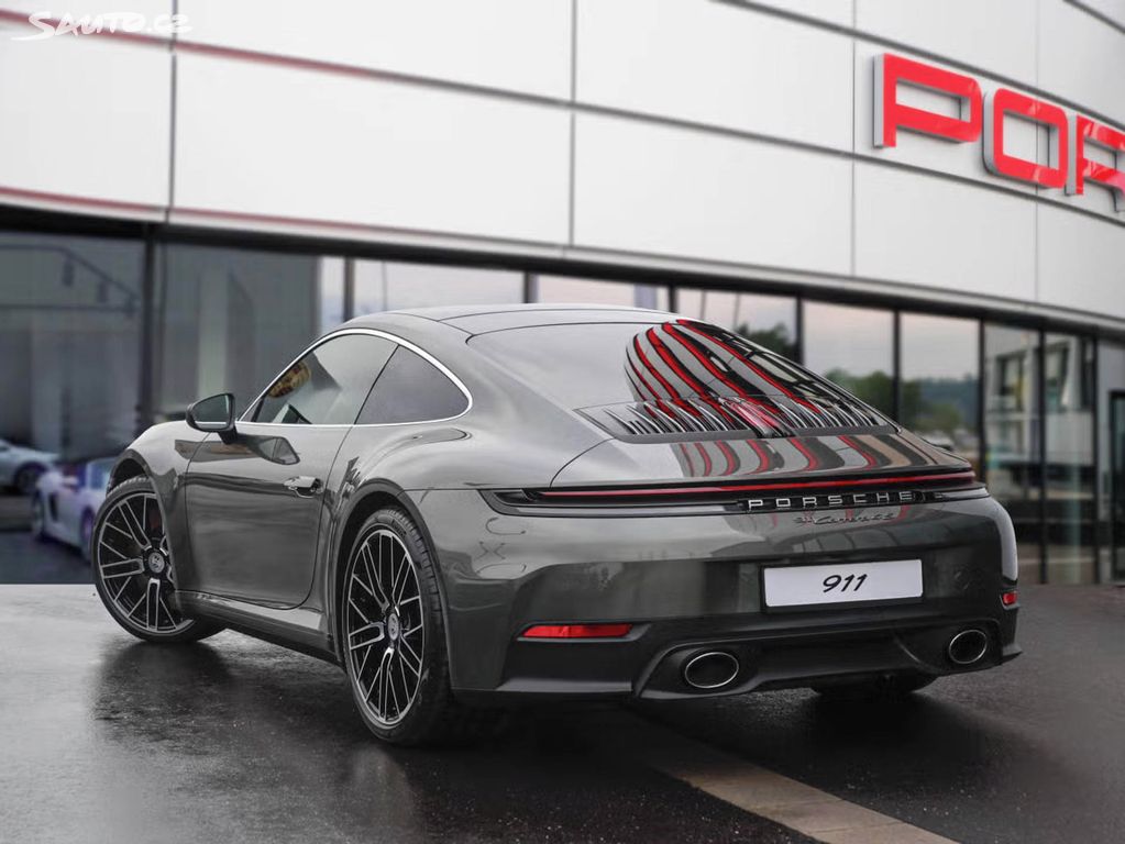 Porsche 911 Carrera 4S Lift Chrono BOSE | Sauto.cz