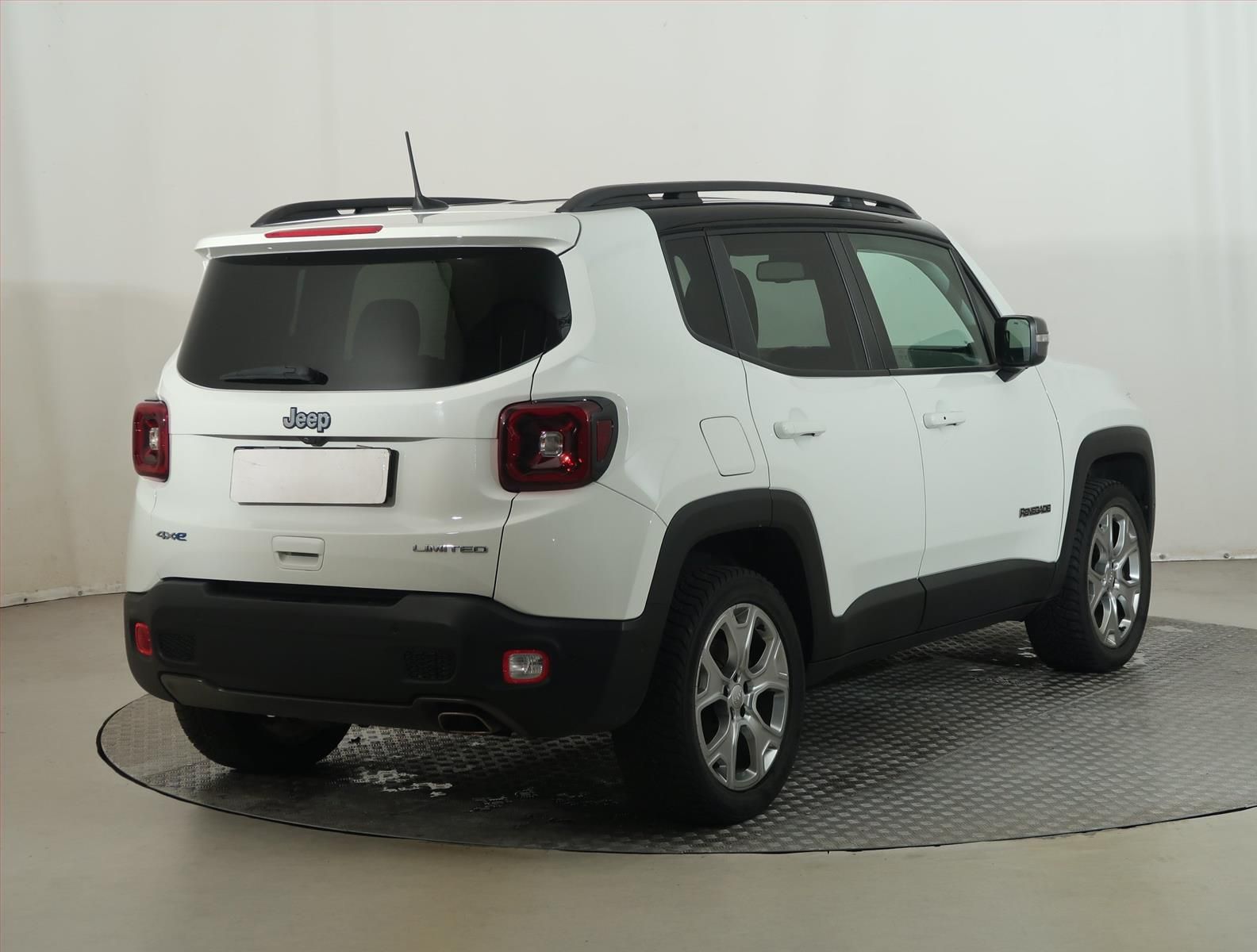 Jeep Renegade, 4xe, 4X4, Automat, Serv.kniha - fotka 5