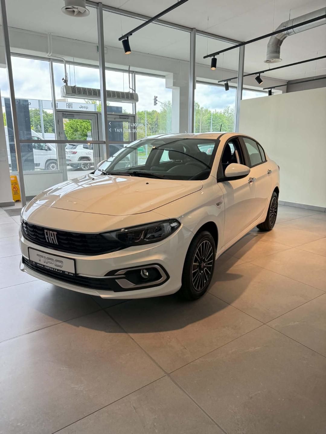 Fiat Tipo, Sedan 1.6 MultiJet