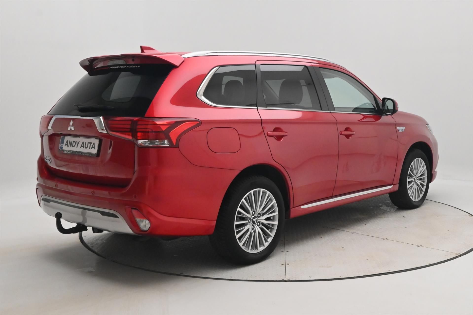 Mitsubishi Outlander, 2,4 PHEV Intense+ 4WD VŮZ PŘIP - fotka 5