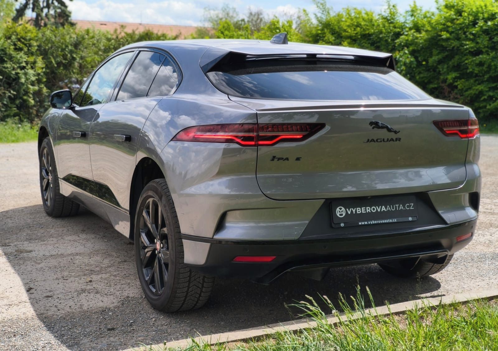 Jaguar I-Pace, EV400/ AWD/ Panorama - fotka 3