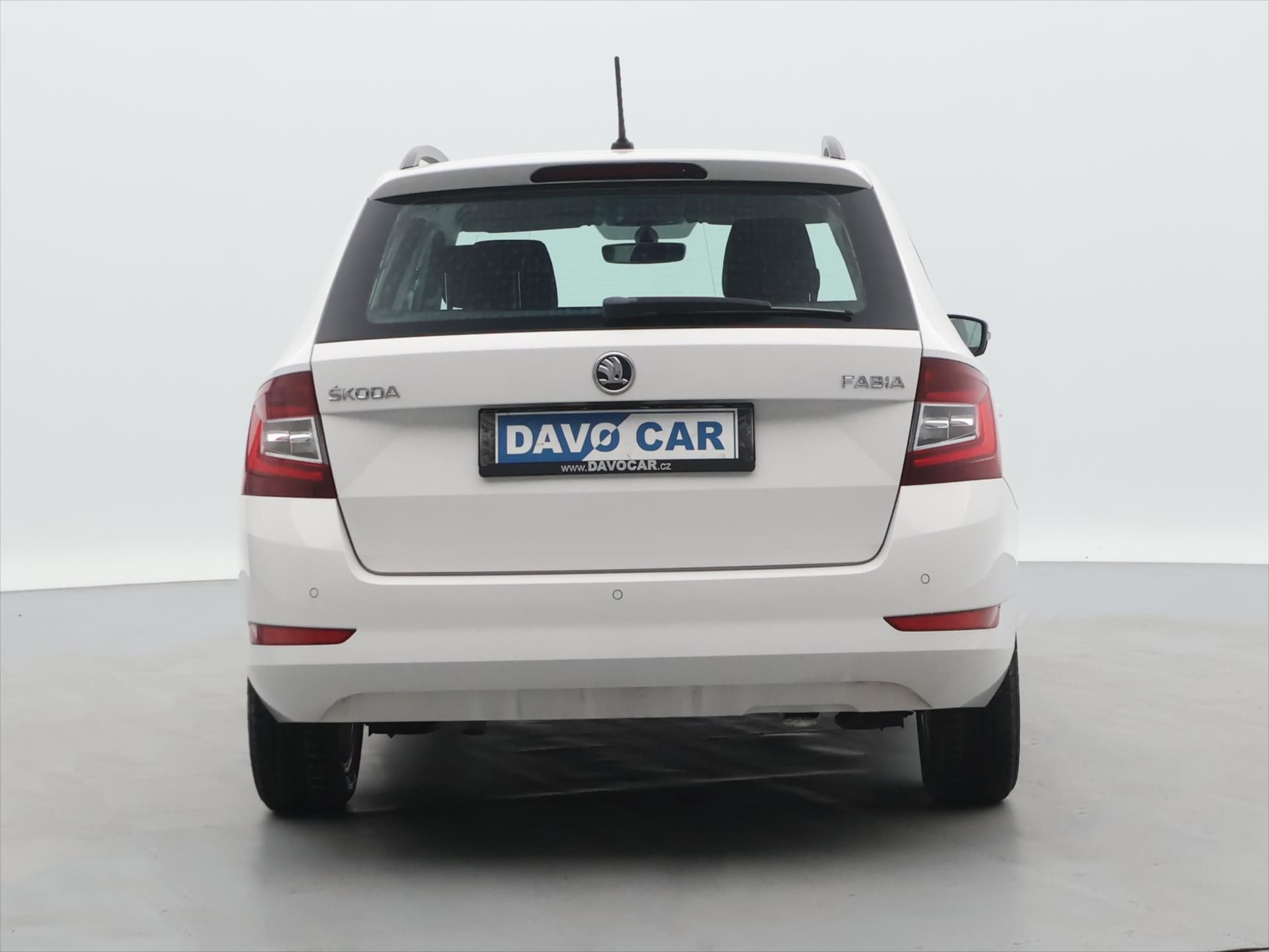Škoda Fabia, 1,0 TSI 81kW Style LED CZ DPH - fotka 6