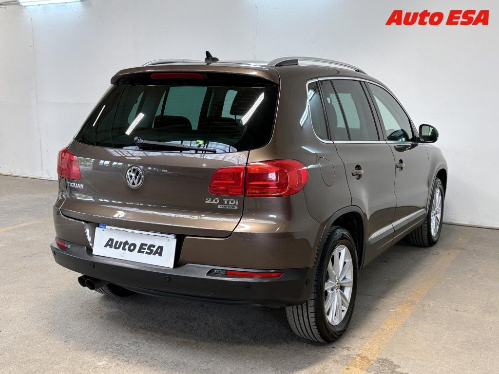 Volkswagen Tiguan, 2.0 TDi 4x4,ČR - fotka 4