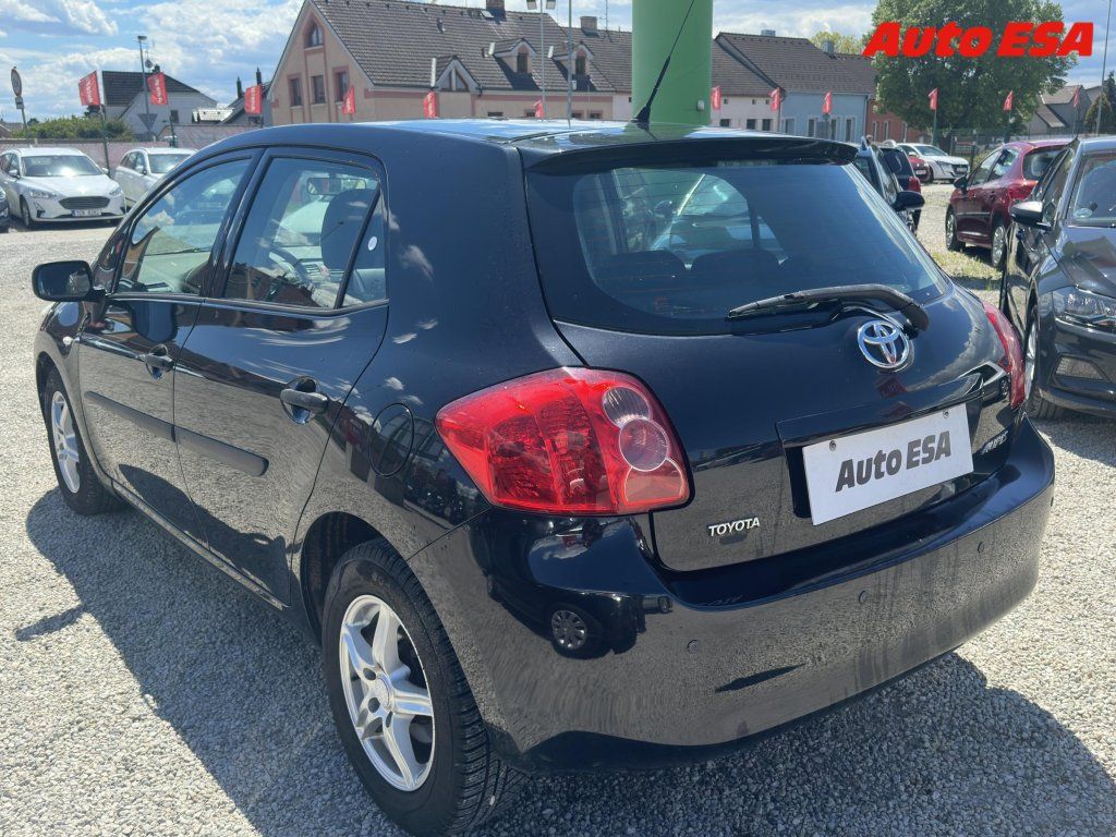 Toyota Auris, 1.3 VVT- i,ČR - fotka 6