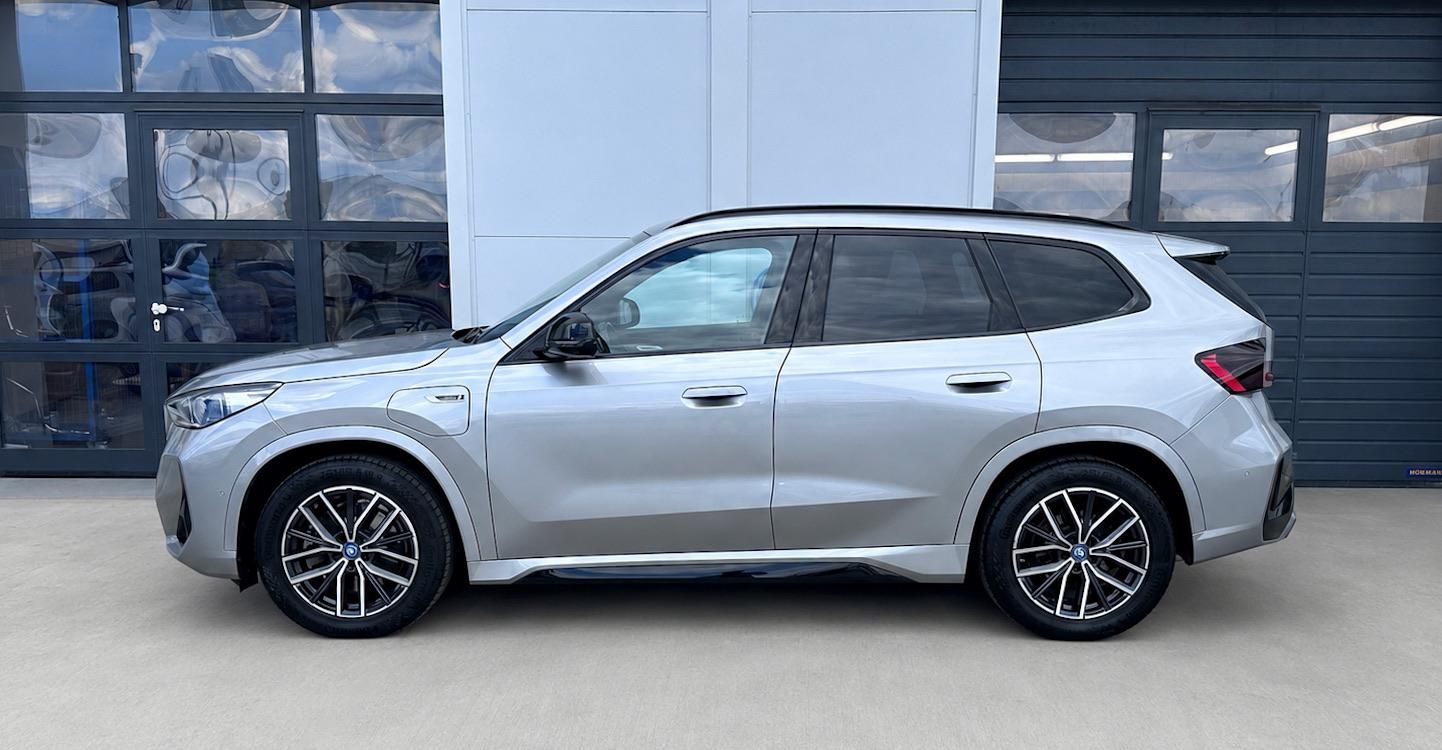 BMW X1, xDrive30e M-Sport - fotka 3