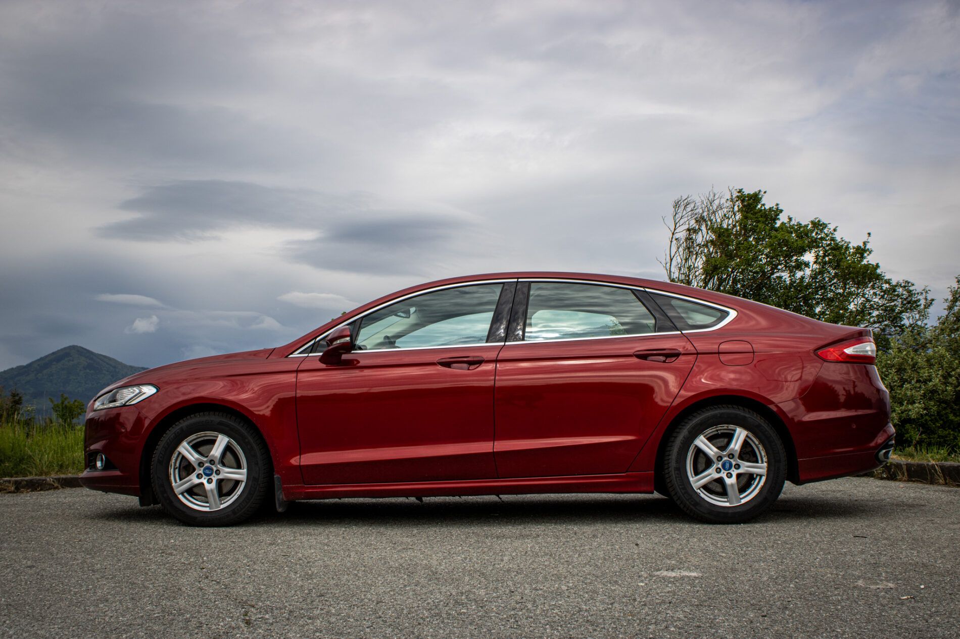 Ford Mondeo - fotka 4