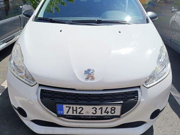 Peugeot 208 1,4 HDi 66 kw