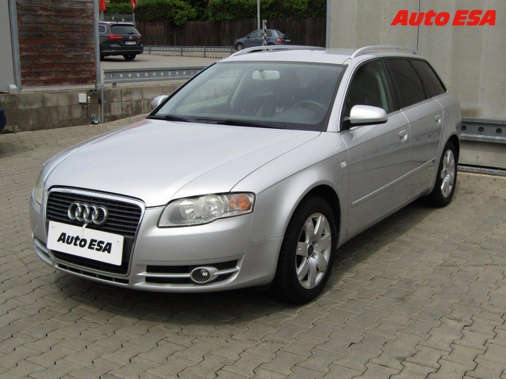 Audi A4, 2.0 TDI - fotka 3