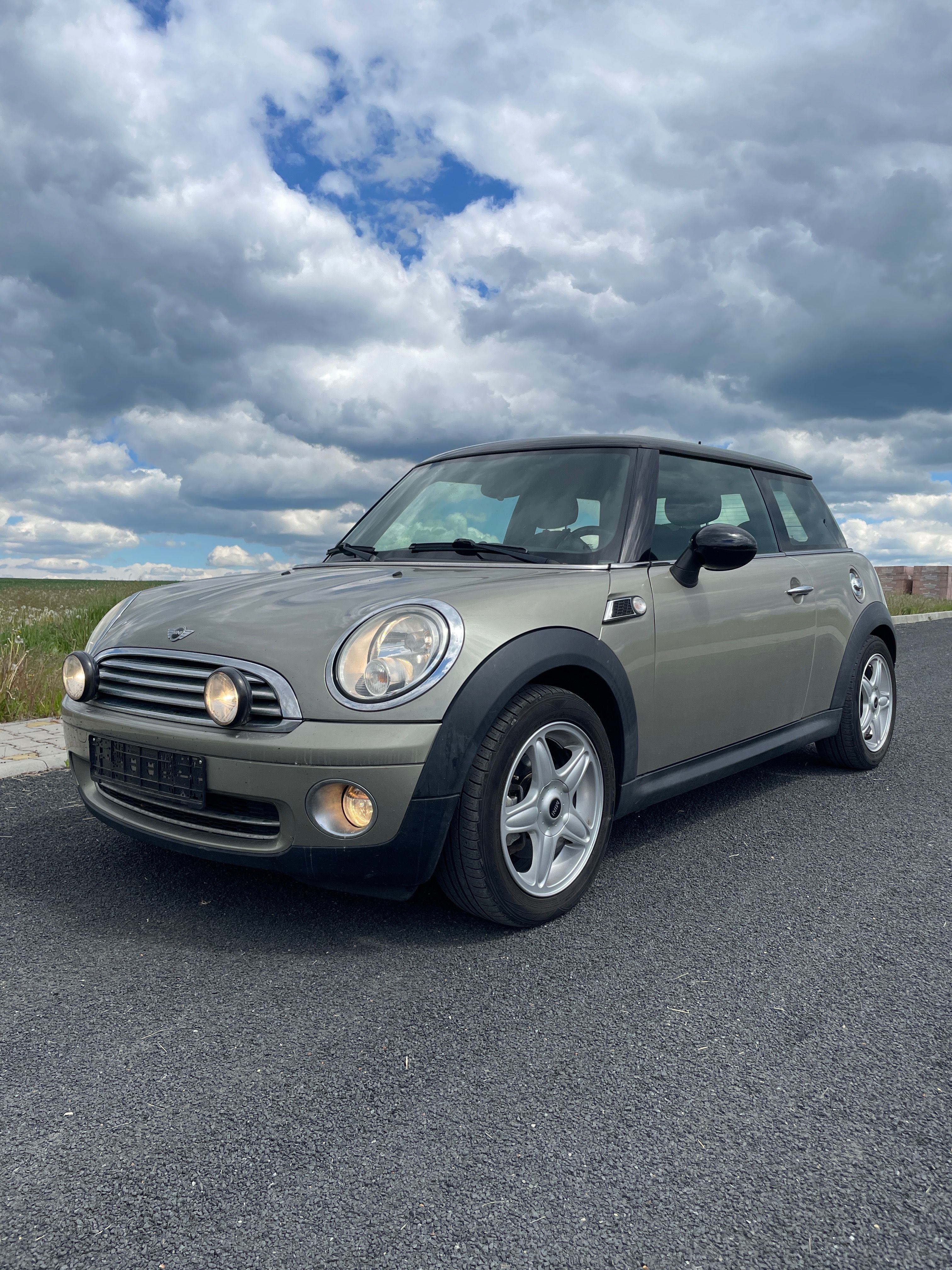 Mini Cooper, Mini Cooper 1.6, 88kW, krásný