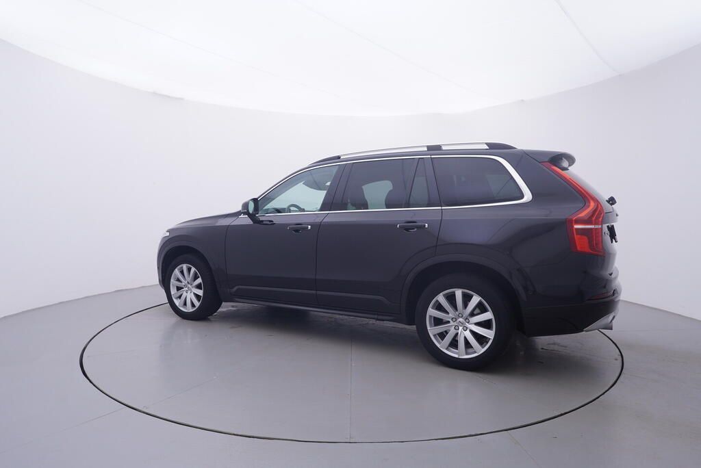 Volvo XC90, Momentum 2.0 D5 AWD 165 kW - fotka 3
