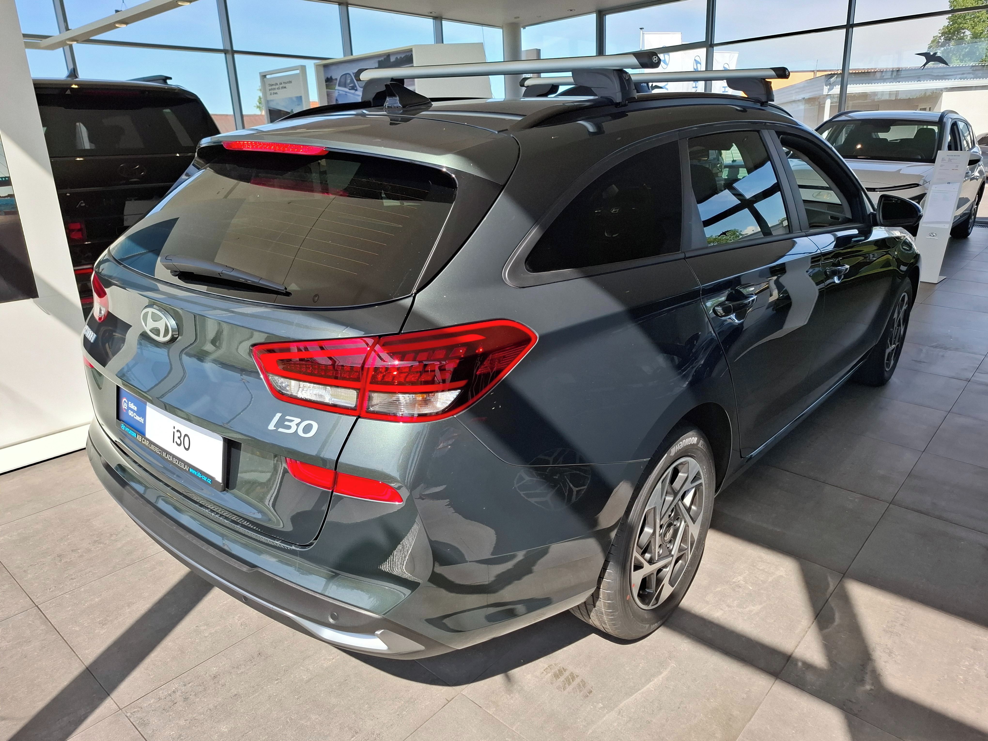 Hyundai i30, 1,0TGDI 85kW GO CZECH FWD MT - fotka 4