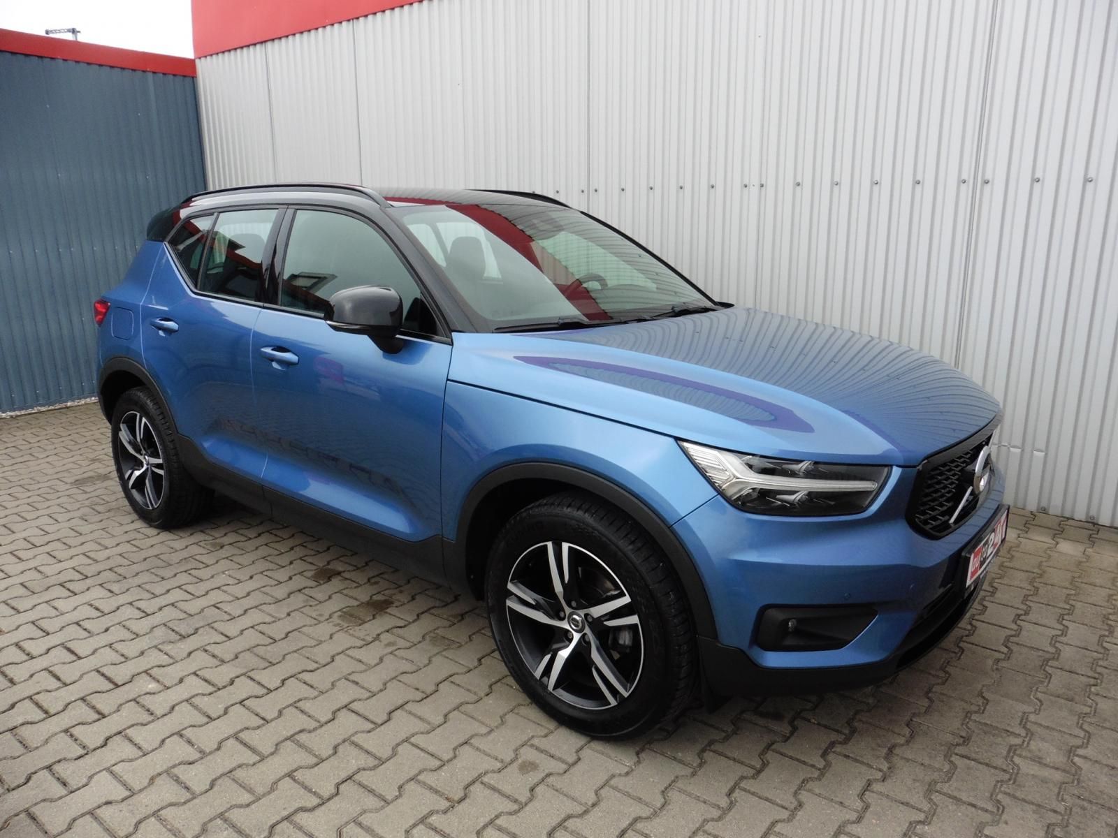 Volvo XC40, T3 R-Design 120kW A/T, ... - fotka 2