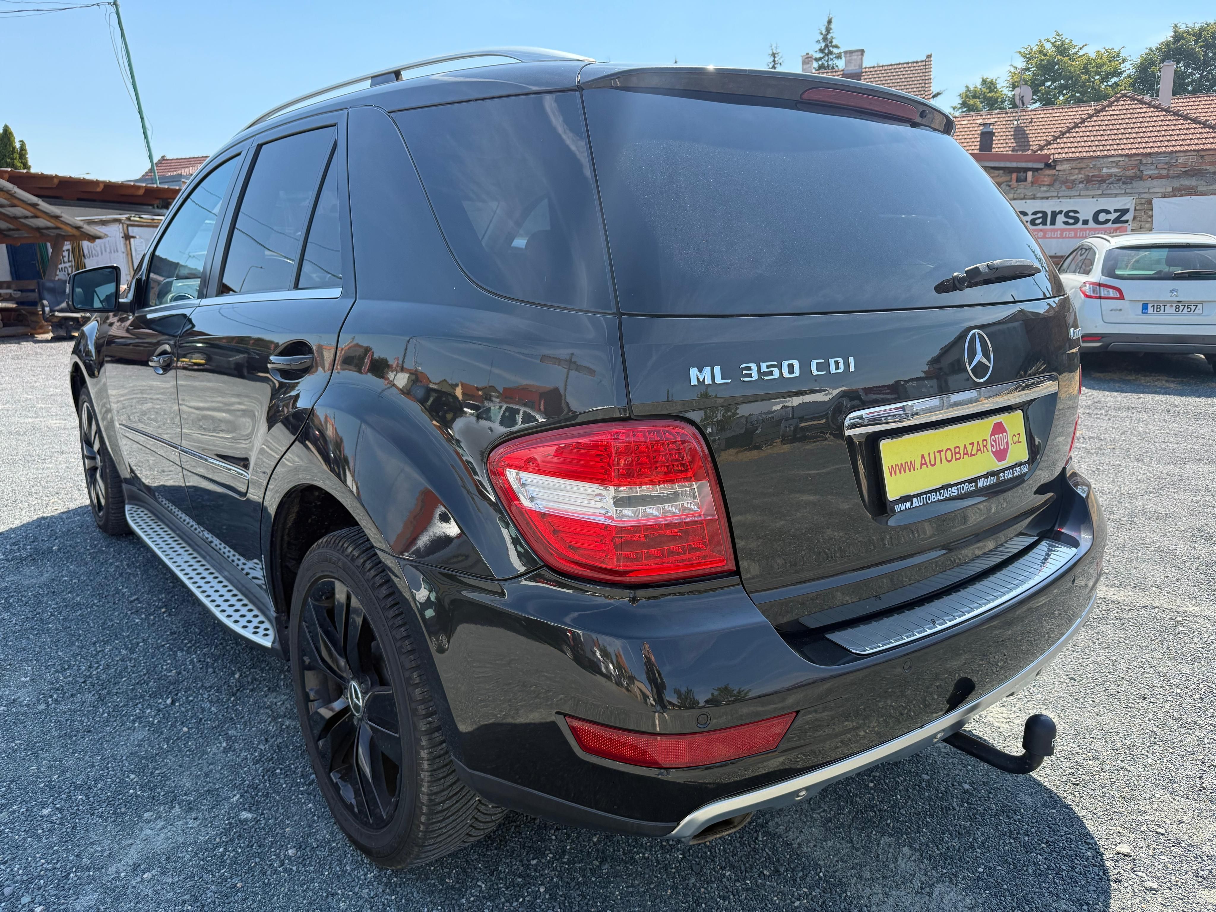 Mercedes-Benz ML, 300 CDI 4MATIC 170kW - fotka 4
