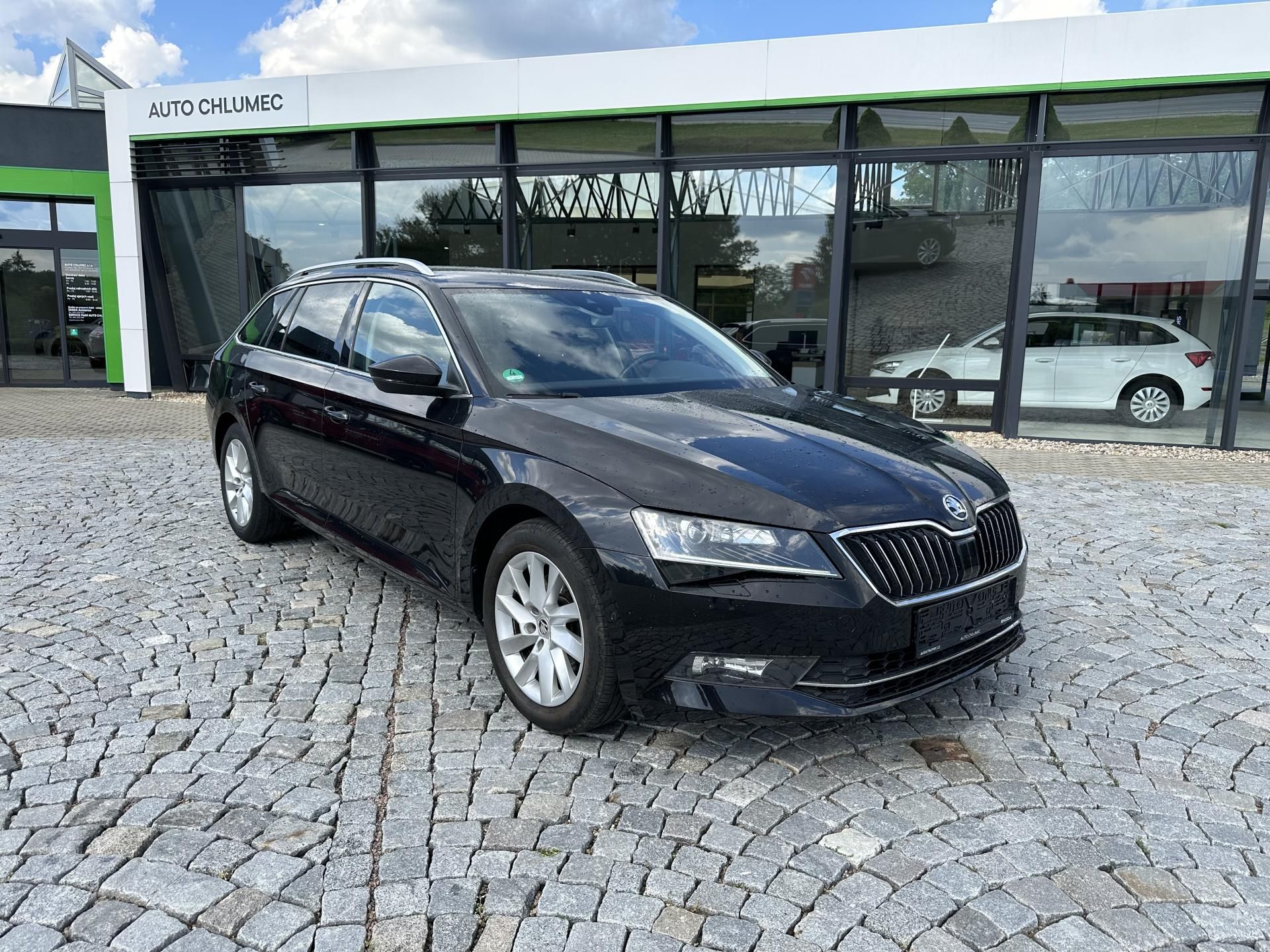 Škoda Superb, 2.0 TDI Style - fotka 3