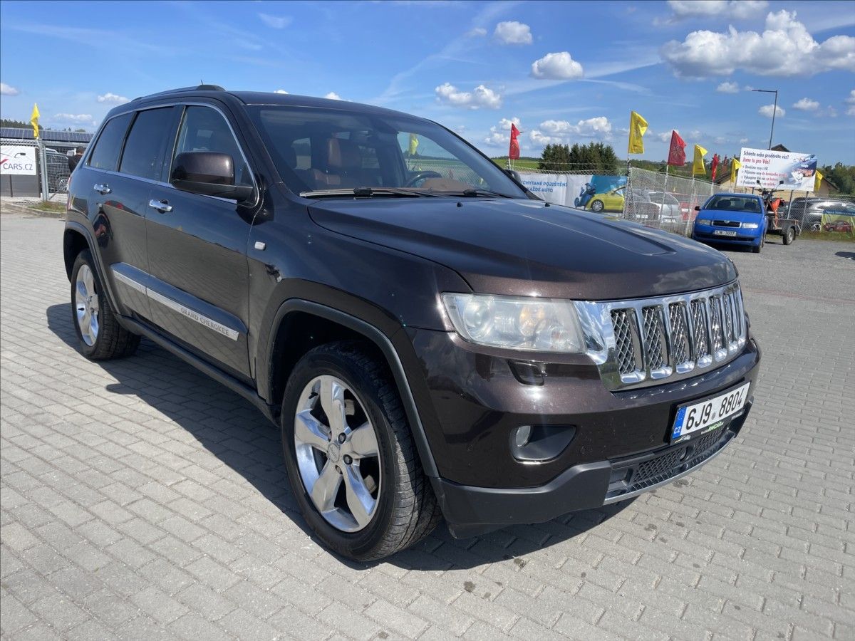 Jeep Grand Cherokee, 3,0 CRDi 177kw Overland Pano T - fotka 6