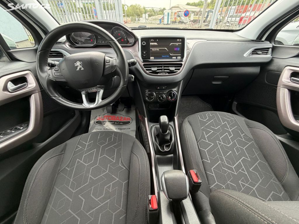 Peugeot 2008, 1,6 88kW, SERVISKA