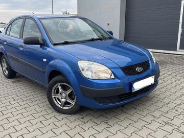 1.4i  71KW // 121TKM // ČR //