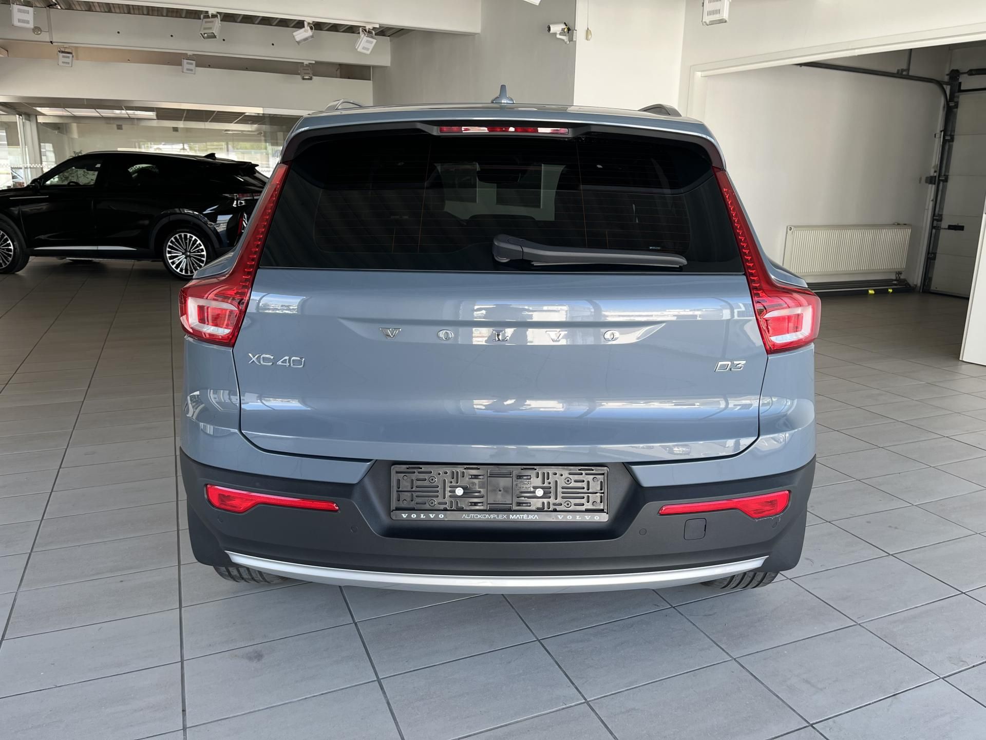 Volvo XC40, D3 FWD MOMENTUM SE - fotka 6
