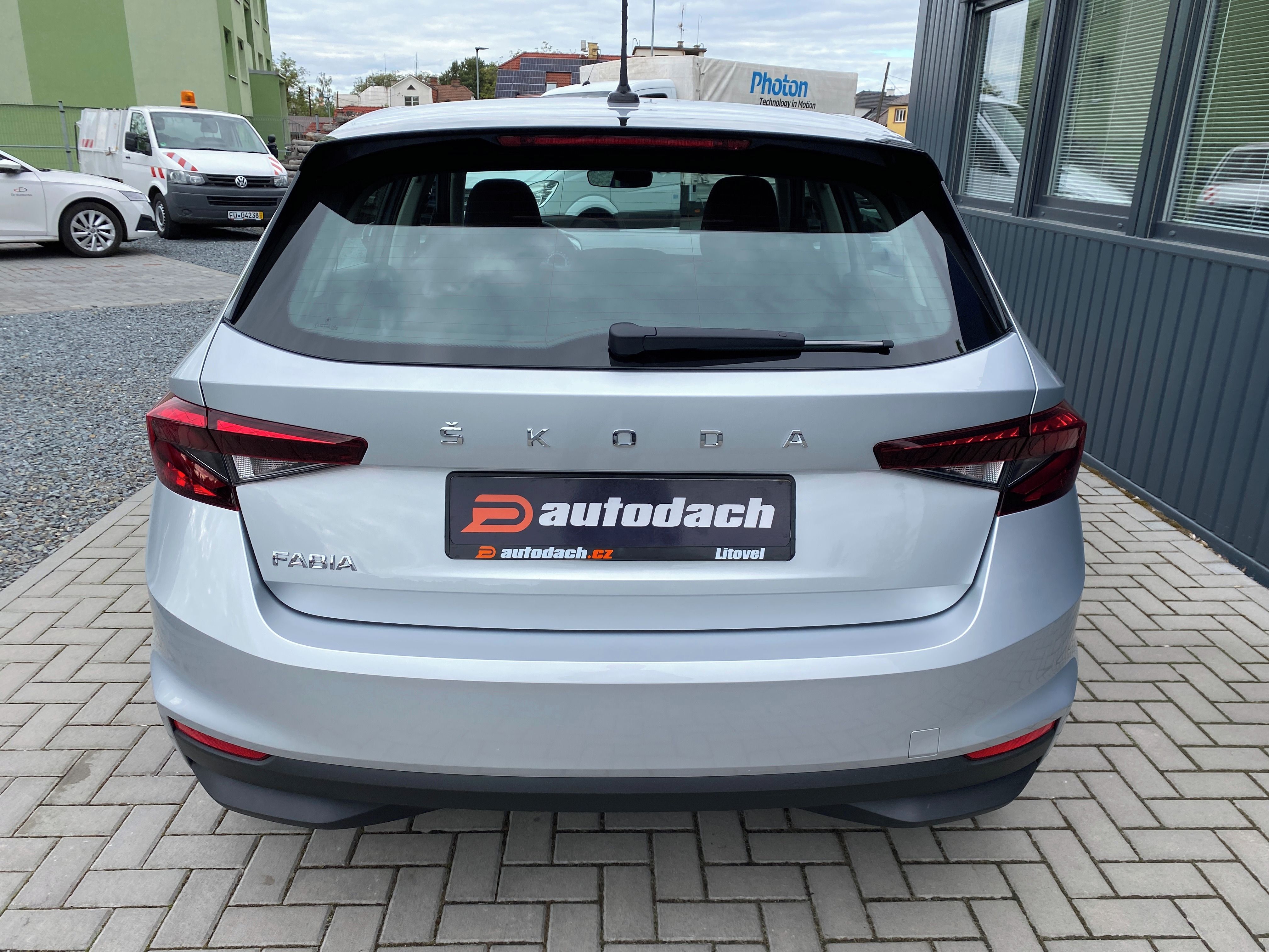Škoda Fabia, 1.0 MPI - 1xMAJ. - 38 000 KM - fotka 4
