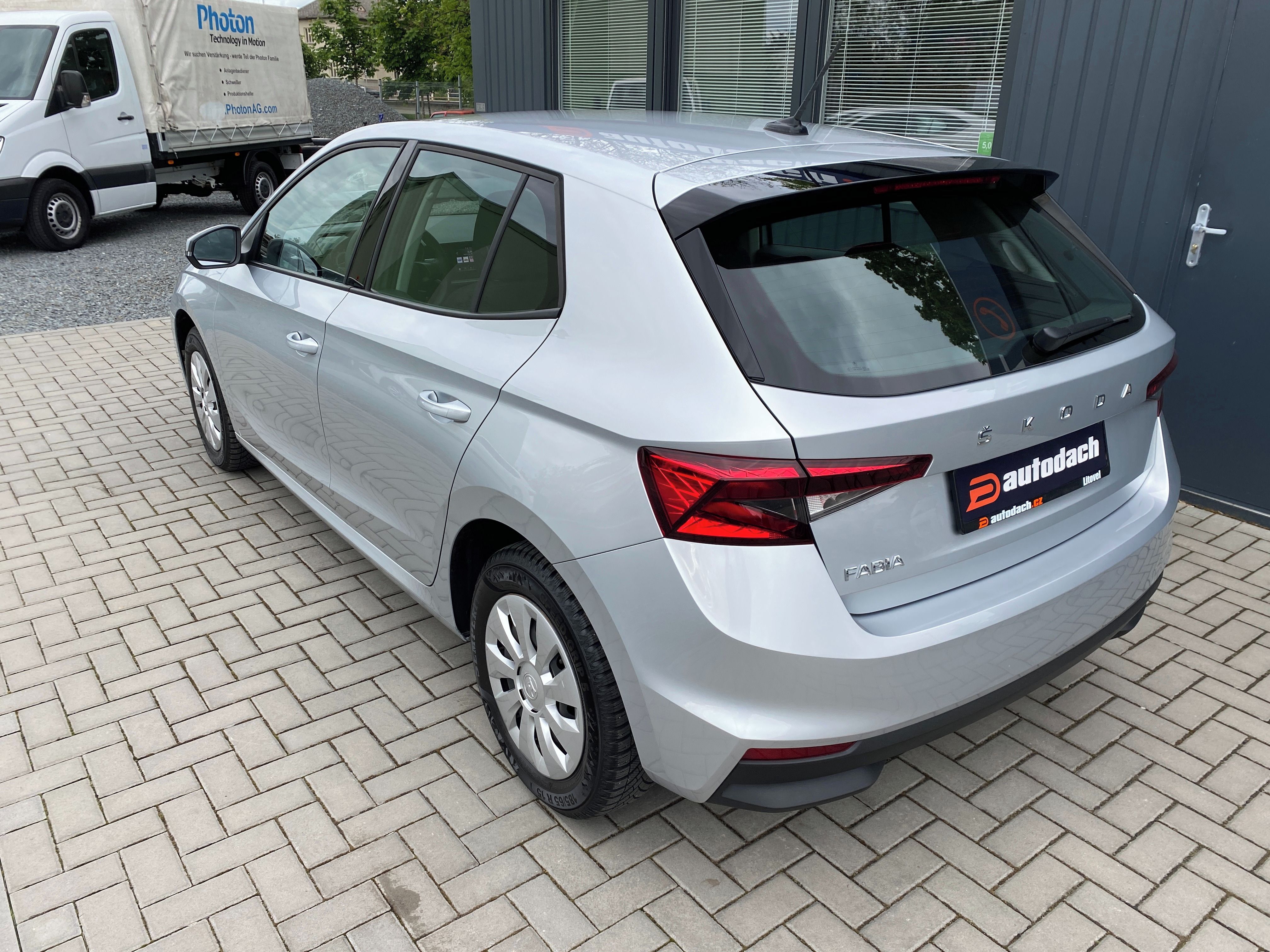 Škoda Fabia, 1.0 MPI - 1xMAJ. - 38 000 KM - fotka 3
