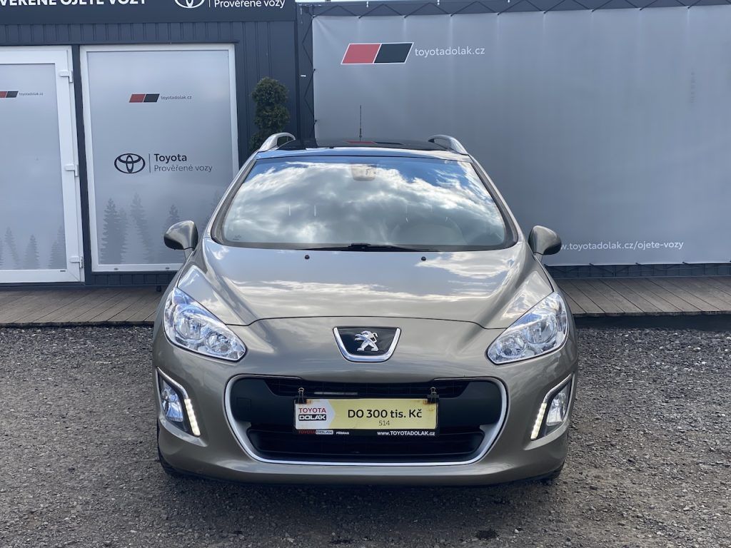 Peugeot 308, 1.6i, ČR, manual, tažné - fotka 3