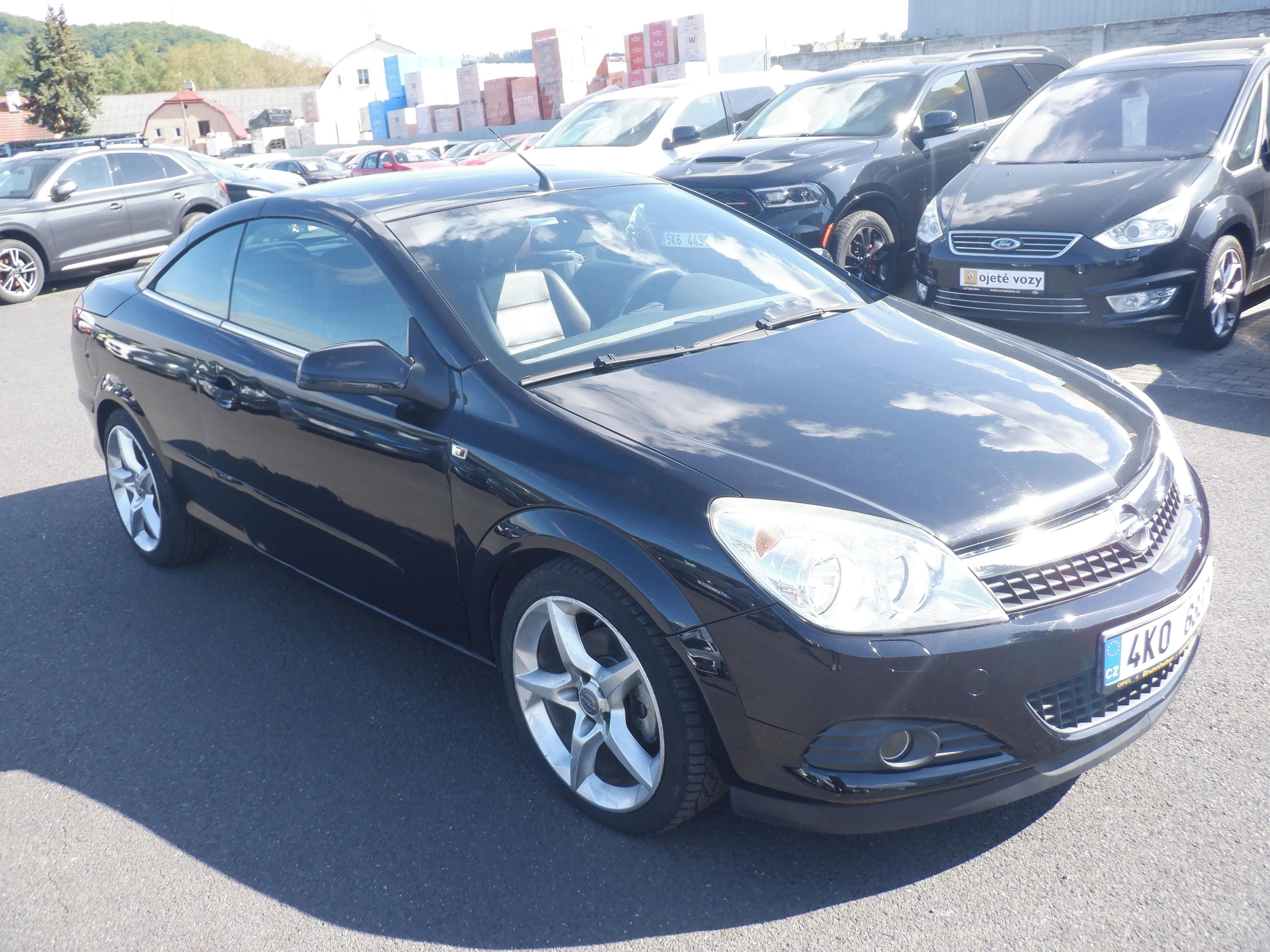 Opel Astra, 1.8 EcoTec TT Cabrio - fotka 4