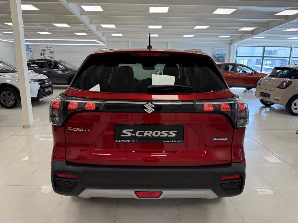 Suzuki S-Cross, ELEGANCE 1,4 A/T 4x4 6/26 - fotka 3