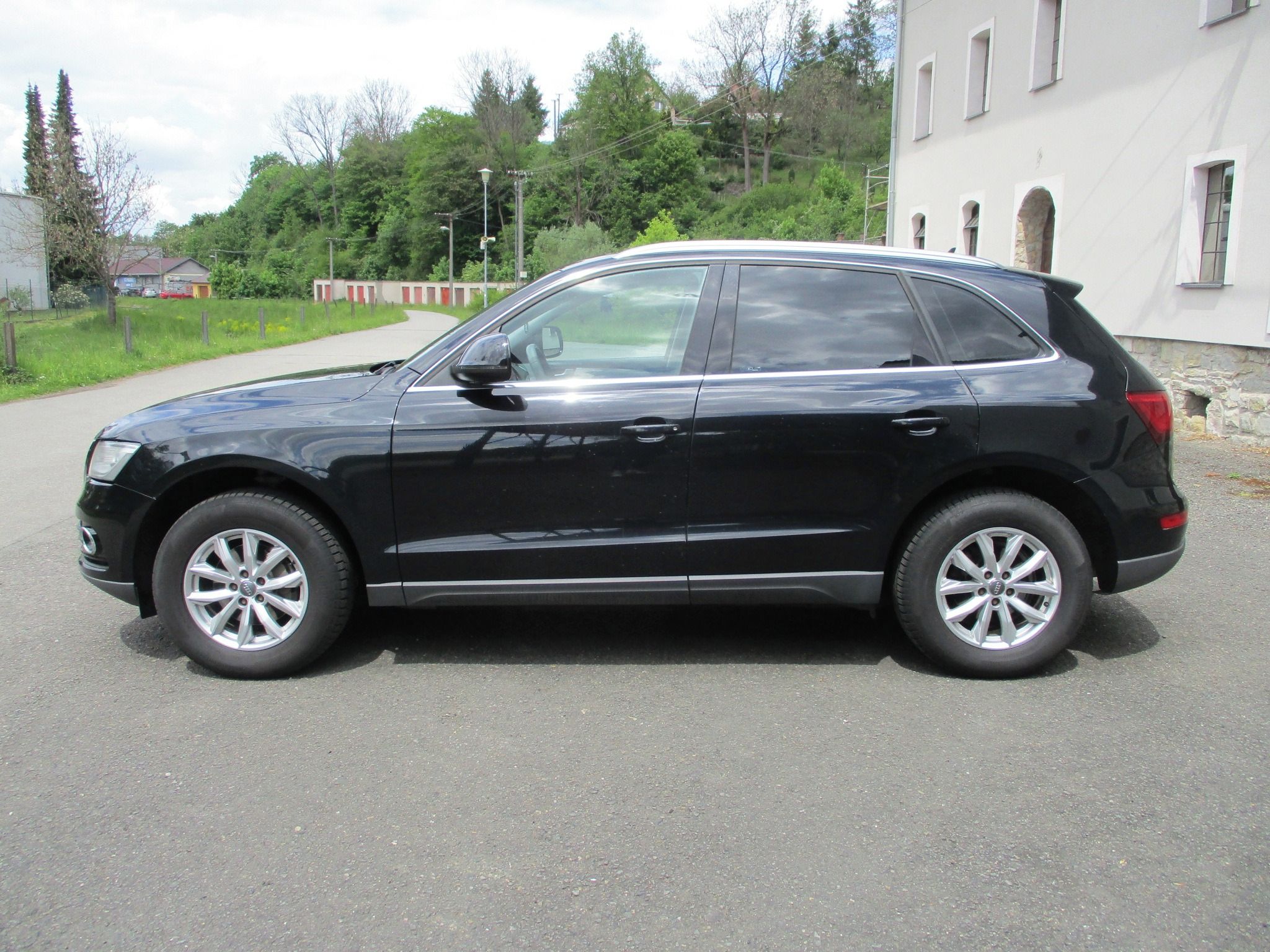 Audi Q5, 2.0 - TDi , QUATTRO - fotka 2
