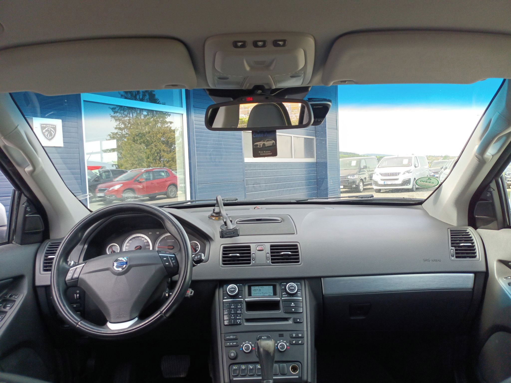 Volvo XC90, D5 AWD 2,4 147kW, 7 míst - fotka 2
