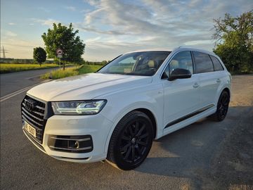 AUDI Q7 3,0 TDI