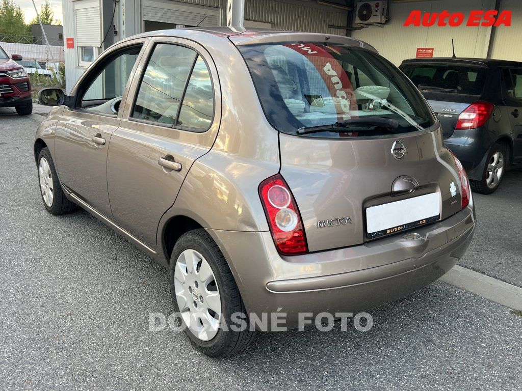 Nissan Micra, 1.2i,AC - fotka 2
