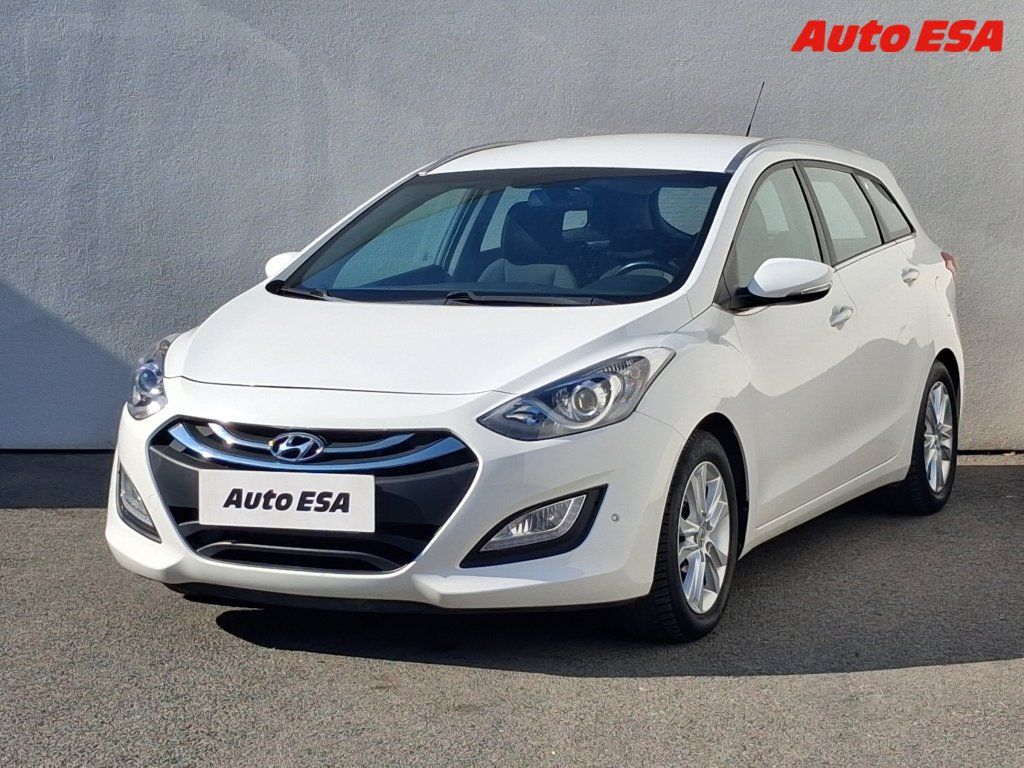 Hyundai i30, 1.6 GDi,AC,tempo - fotka 3