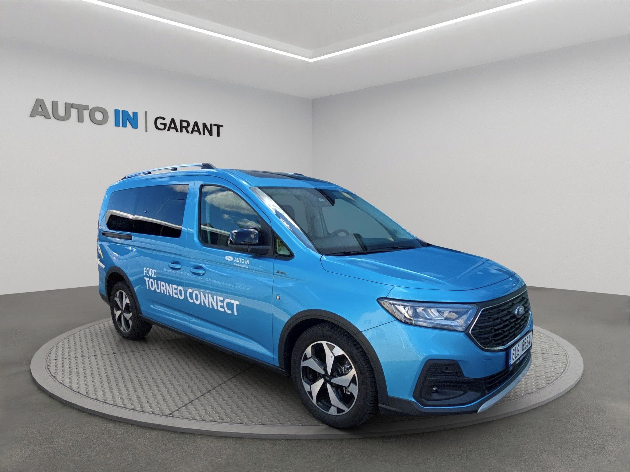 Ford Tourneo Connect, Grand Tourneo, automat, 7 míst - fotka 6