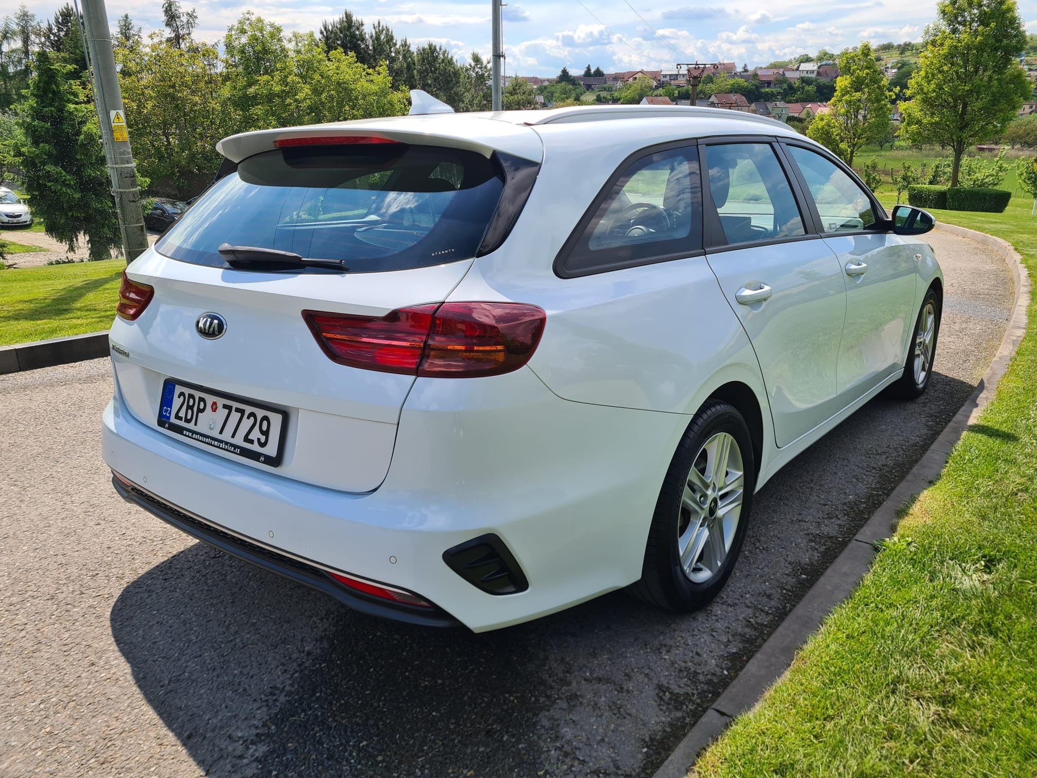 Kia Cee´d, 1.5 T-GDI SW AUT. DPH ČR - fotka 4