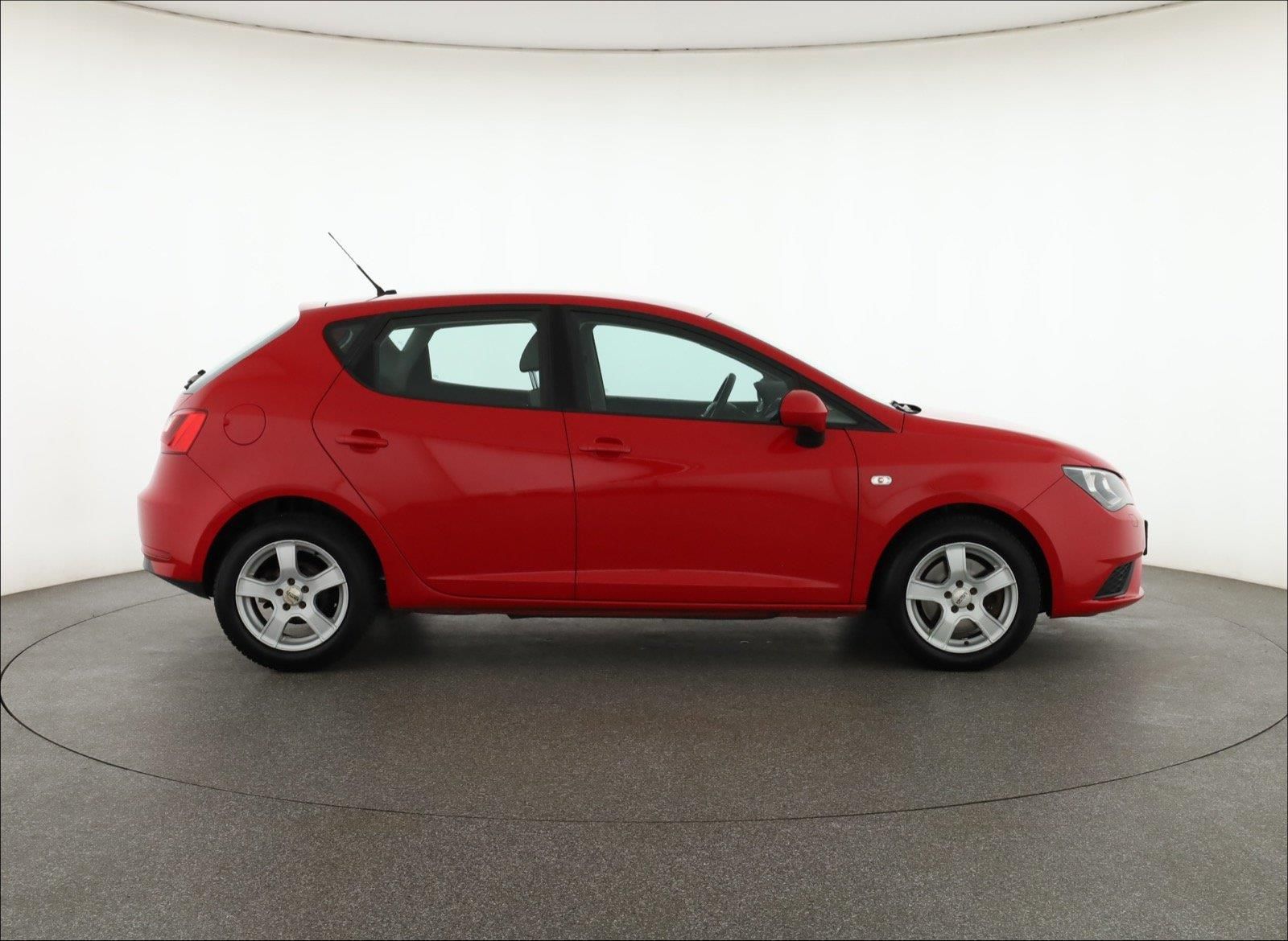 Seat Ibiza, 1.4 TDI, Navi - fotka 6