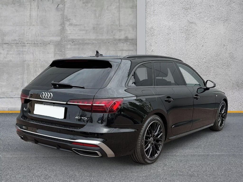 Audi A4 Avant, A4 Avant 40 TDI S line MATRIX - fotka 2