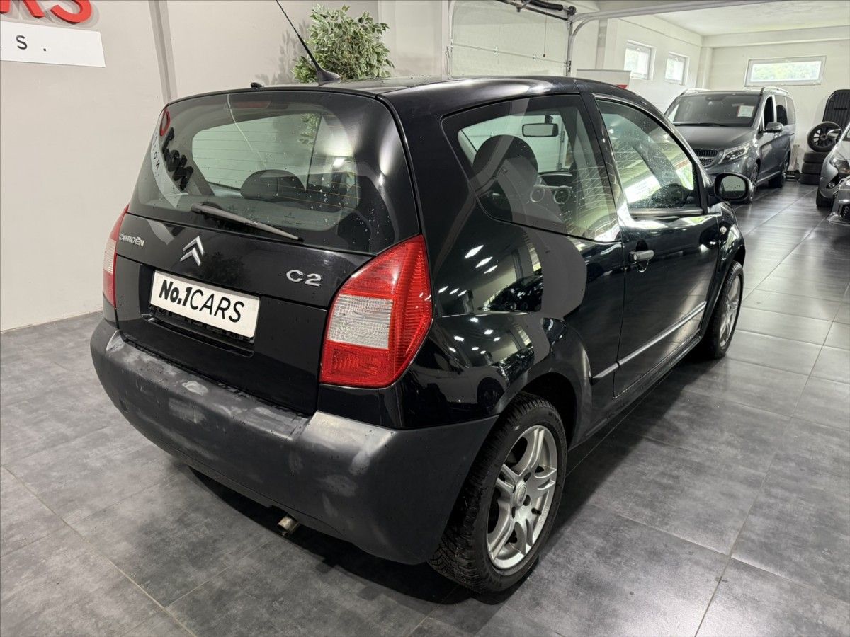 Citroën C2, 1,1   i 44KW ALU PO STK - fotka 5