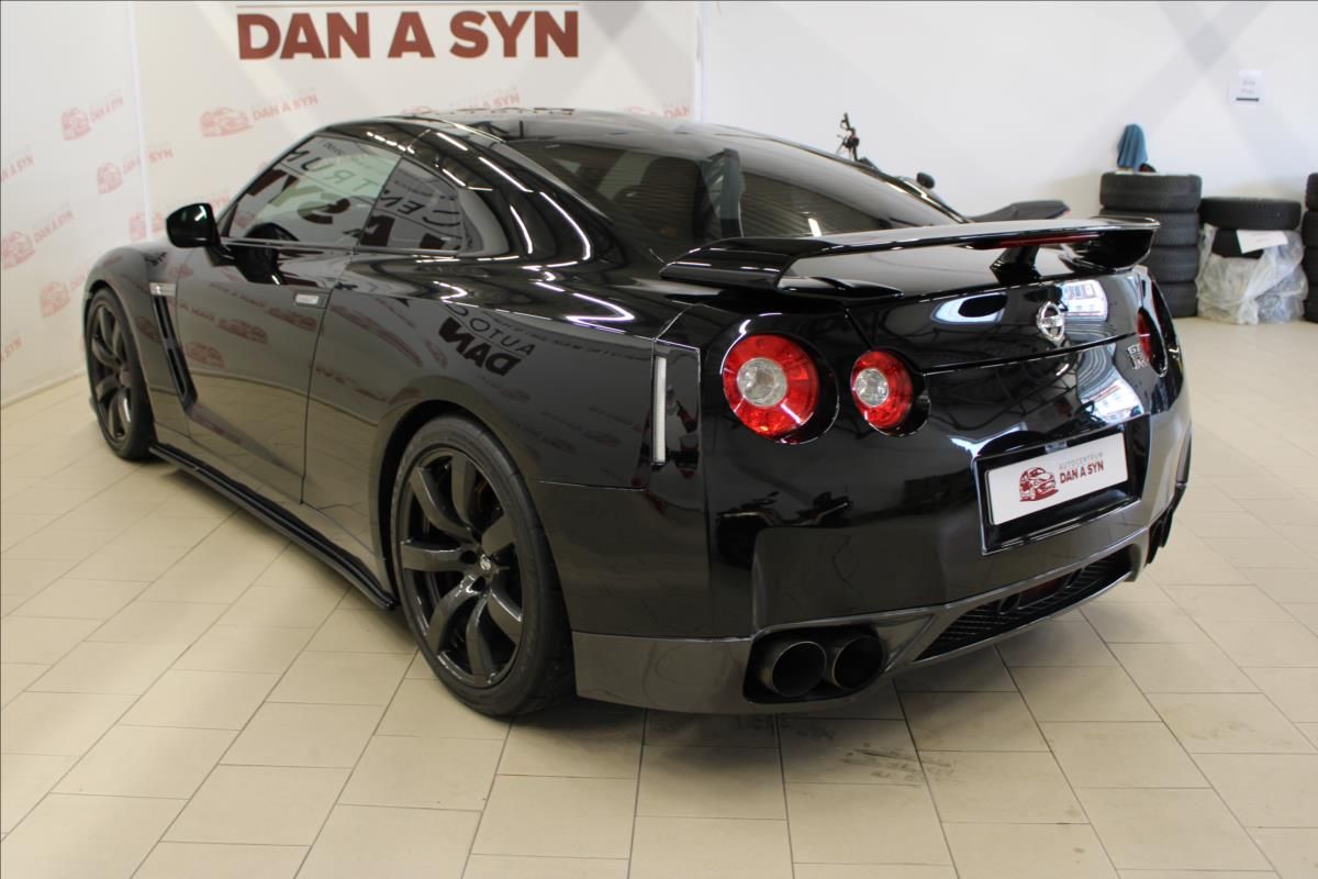 Nissan GT-R, 3,8 GT-R R35 TOP STAV - fotka 6
